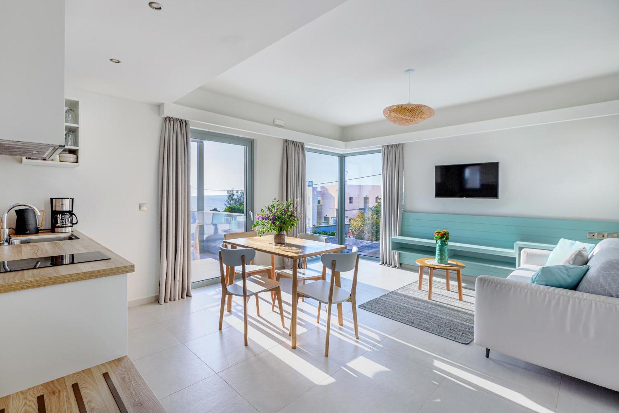 Callisto Seaside Homes & Suites Маратополис Экстерьер фото